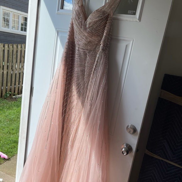 Custom couture size 14 - Picture 4 of 16